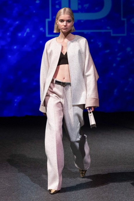 Коллекция Laura Biagiotti Ready-To-Wear Осень-Зима 2023 Коллекция Laura Biagiotti Ready-To-Wear Осень-Зима 2023