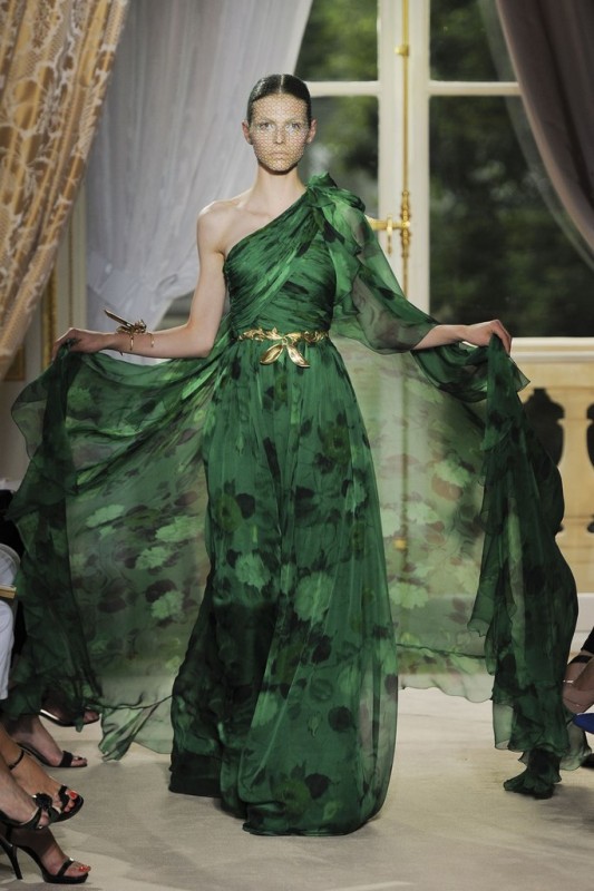 Модели коллекции Giambattista Valli