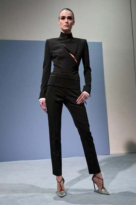 Модели коллекции Jean Paul Gaultier 2023 couture