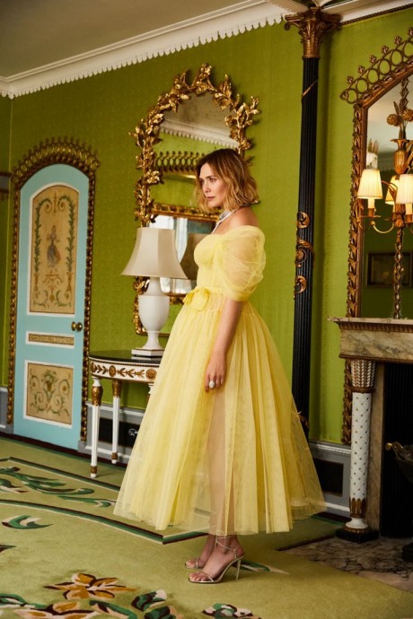 Элизабет Олсен (Elizabeth Olsen) в фотосессии для журнала Harper’s Bazaar UK Элизабет Олсен (Elizabeth Olsen) в фотосессии для журнала Harper’s Bazaar UK