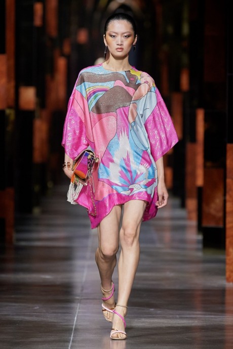 Коллекция Fendi Ready-To-Wear Весна-Лето 2022