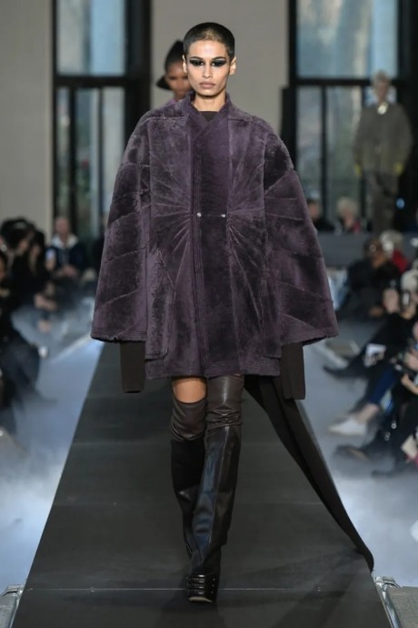 Коллекция Rick Owens Ready-To-Wear Осень-Зима 2023-2024 Коллекция Rick Owens Ready-To-Wear Осень-Зима 2023-2024