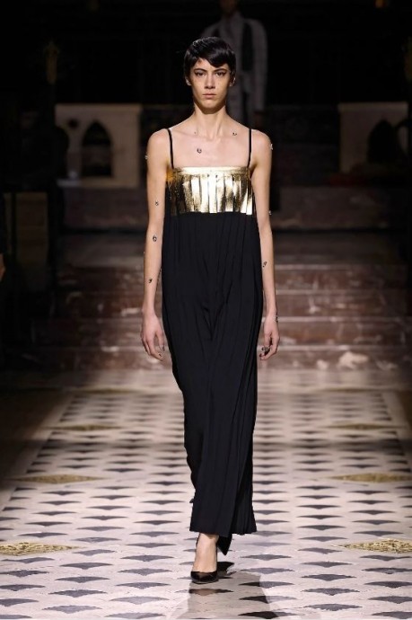 Коллекция Lutz Huelle Ready-To-Wear Fall/Winter 2024 Paris Коллекция Lutz Huelle Ready-To-Wear Fall/Winter 2024 Paris