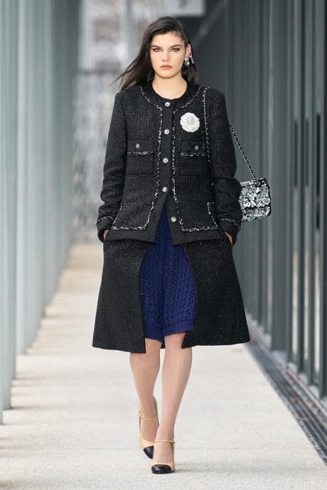 Коллекция Chanel Pre-Fall Осень-Зима 2022/2023