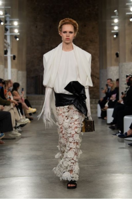 Коллекция Louis Vuitton Cruise 2025
