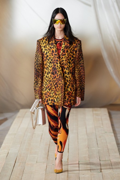 Коллекция Roberto Cavalli Ready-To-Wear Весна-Лето 2022 Коллекция Roberto Cavalli Ready-To-Wear Весна-Лето 2022
