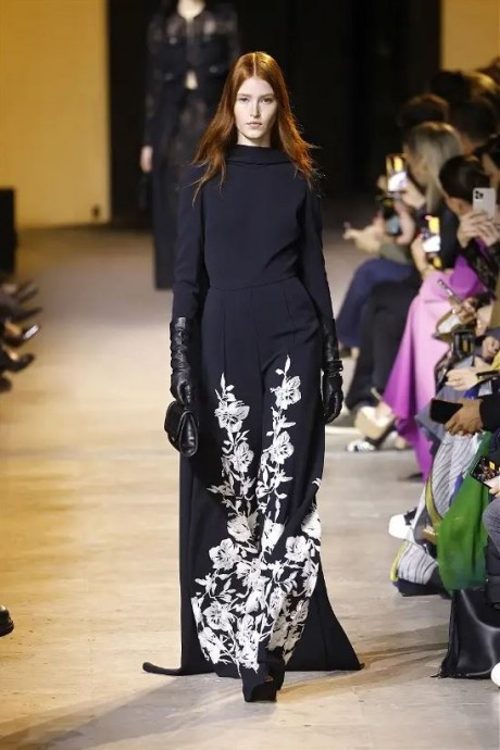 Коллекция Elie Saab Ready-To-Wear Fall/Winter 2024 Paris Коллекция Elie Saab Ready-To-Wear Fall/Winter 2024 Paris