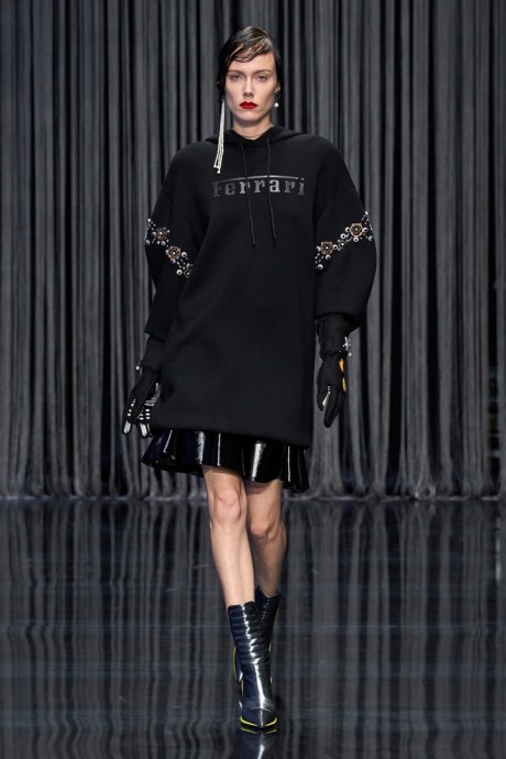 Коллекция Ferrari Ready-To-Wear Весна-Лето 2023
