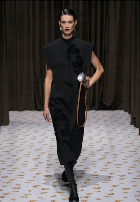 Jil Sander Весна/Лето 2025 Милан