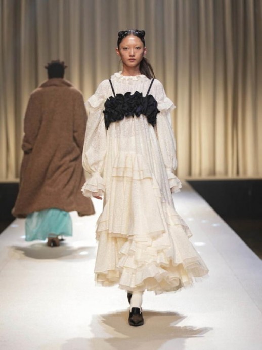 Коллекция Viviano Ready-To-Wear Осень-Зима 2025-2026