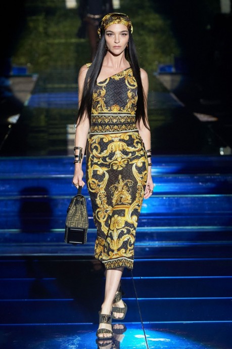 Коллекция Fendi by Versace Pre-Fall Осень-Зима 2022/2023