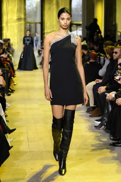 Коллекция Elie Saab Ready-To-Wear Осень-Зима 2023-2024 Коллекция Elie Saab Ready-To-Wear Осень-Зима 2023-2024