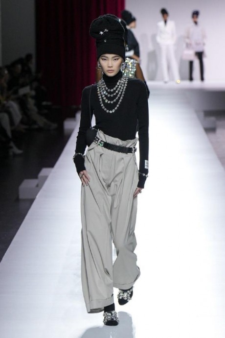 Коллекция Moschino Ready-To-Wear Весна-Лето 2024