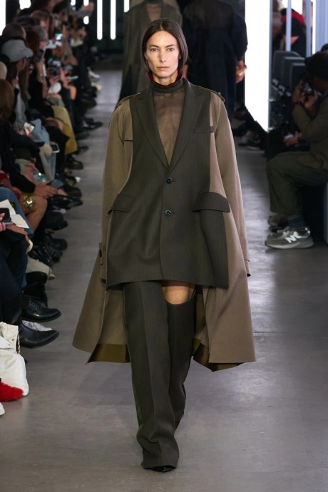 Коллекция Sacai Fall 2024 Ready-to-Wear