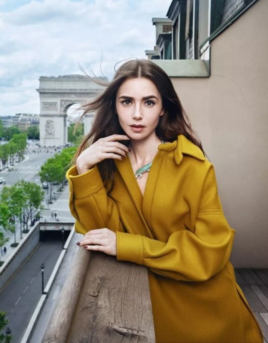 Лили Коллинз (Lily Collins) в фотосессии для журнала Vogue Scandinavia (2024) Лили Коллинз (Lily Collins) в фотосессии для журнала Vogue Scandinavia (2024)