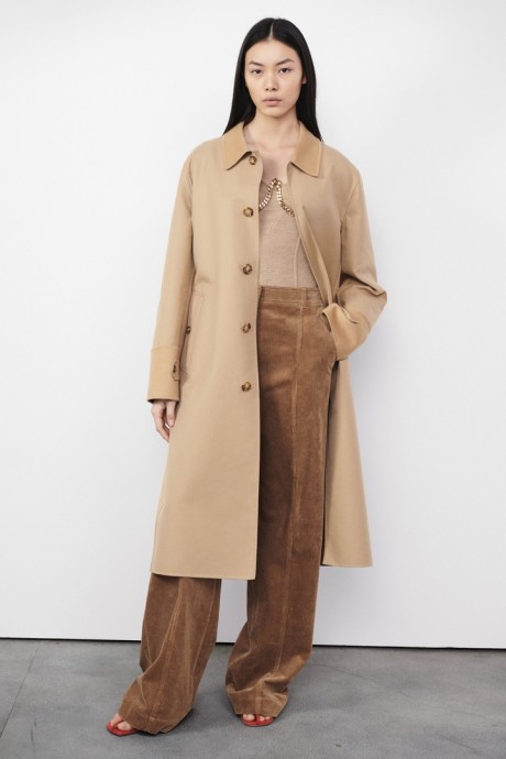 Коллекция Burberry Pre-Fall Осень-Зима 2022/2023