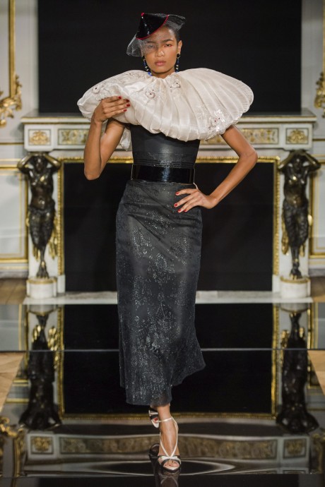 Модели коллекции Armani Privé Couture