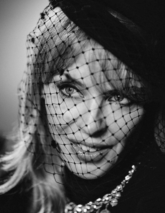 Кайли Миноуг (Kylie Minogue) в фотосессии для журнала Vogue Spain Кайли Миноуг (Kylie Minogue) в фотосессии для журнала Vogue Spain