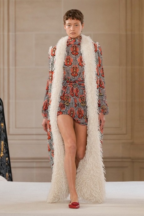 Giambattista Valli осень/зима 2025-2026