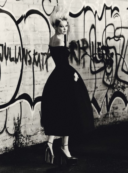 Джиджи Хадид (Gigi Hadid) в фотосессии для журнала Vogue Italy (2022) Джиджи Хадид (Gigi Hadid) в фотосессии для журнала Vogue Italy (2022)