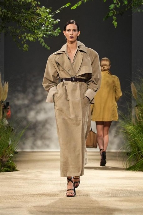 Коллекция Max Mara Ready-To-Wear Весна-Лето 2024
