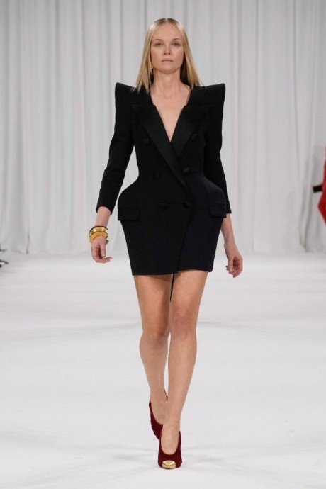 Коллекция Balmain Ready-To-Wear Весна-Лето 2025
