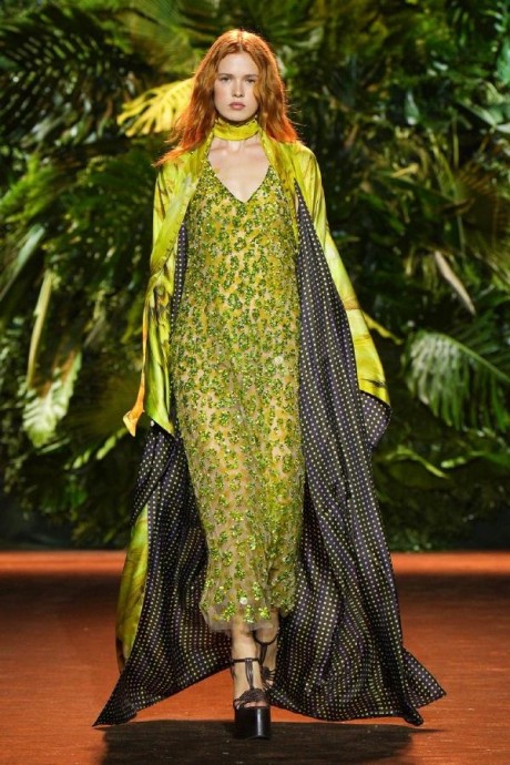 Коллекция Roberto Cavalli Ready-To-Wear Весна-Лето 2024 Коллекция Roberto Cavalli Ready-To-Wear Весна-Лето 2024