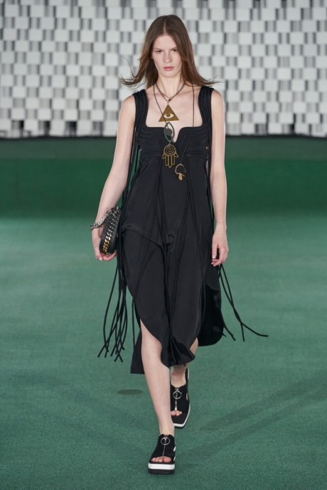 Коллекция Stella McCartney Ready-To-Wear Весна-Лето 2022 Коллекция Stella McCartney Ready-To-Wear Весна-Лето 2022