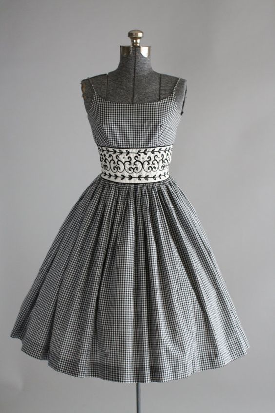 Винтажные платья, 1950-е. Винтажные платья, 1950-е.
