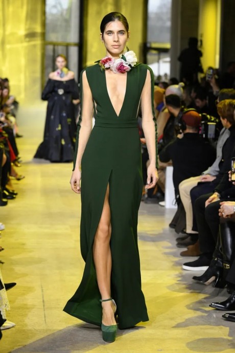 Коллекция Elie Saab Ready-To-Wear Осень-Зима 2023-2024 Коллекция Elie Saab Ready-To-Wear Осень-Зима 2023-2024
