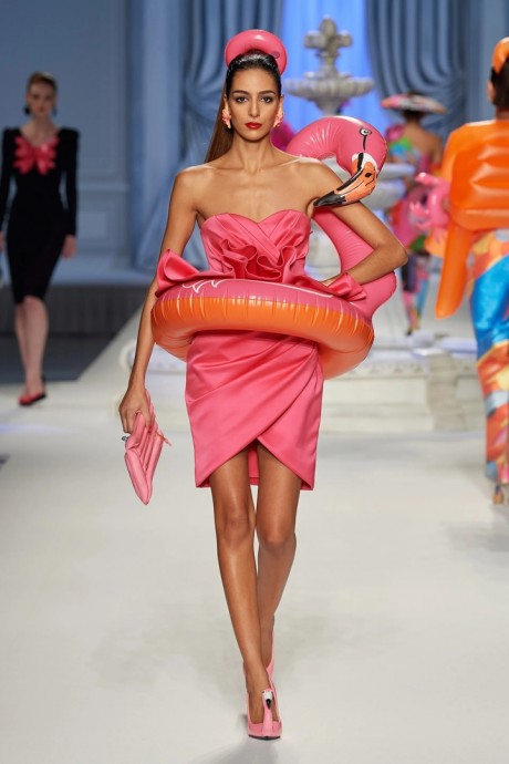 Коллекция Moschino Ready-To-Wear Весна-Лето 2023