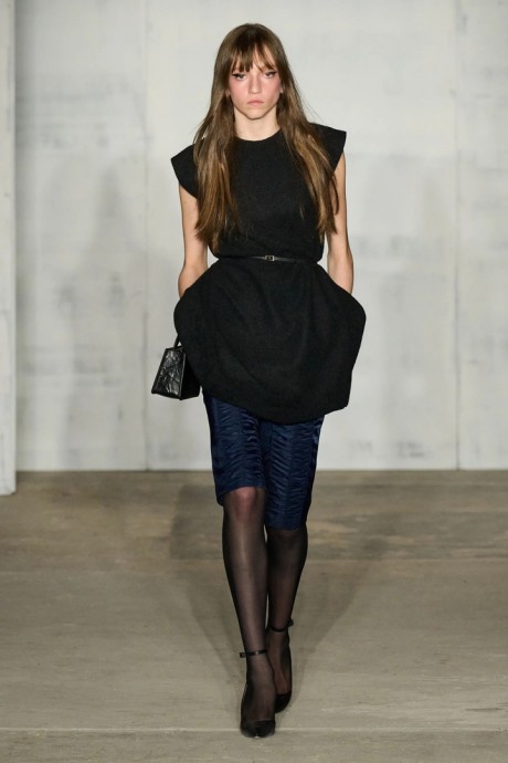 Коллекция Puppets and Puppets Fall 2024 Ready-to-Wear Коллекция Puppets and Puppets Fall 2024 Ready-to-Wear