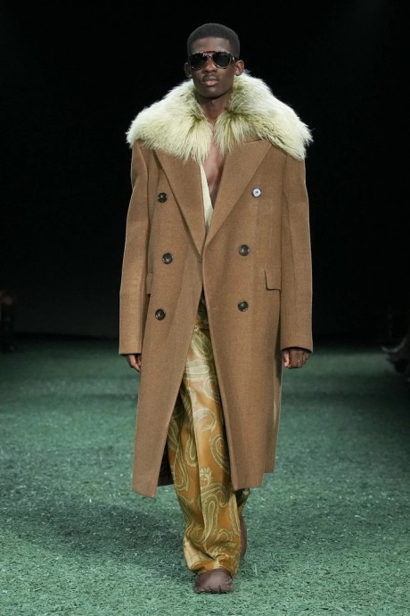 Коллекция Burberry 2024 ready-to-wear