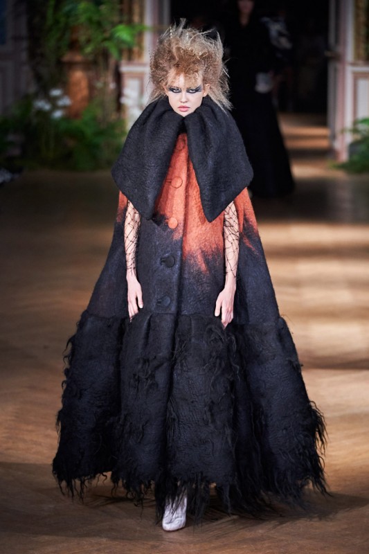 Viktor & Rolf Couture Fall-Winter 2019-2020