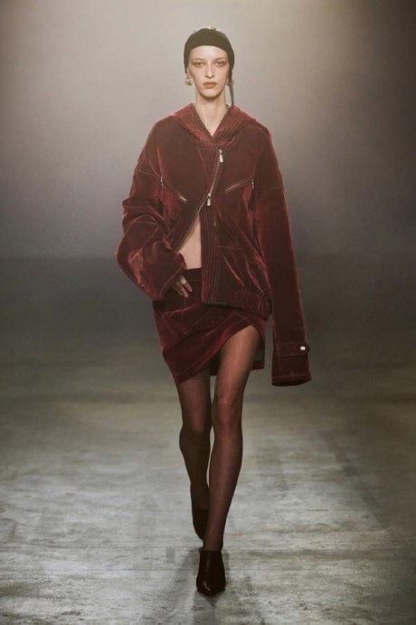 Коллекция Oude Waag Ready-To-Wear Весна-Лето 2025
