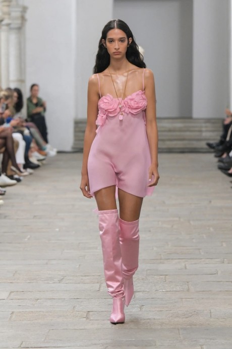 Коллекция Ermanno Scervino Ready-To-Wear Весна-Лето 2023 Коллекция Ermanno Scervino Ready-To-Wear Весна-Лето 2023
