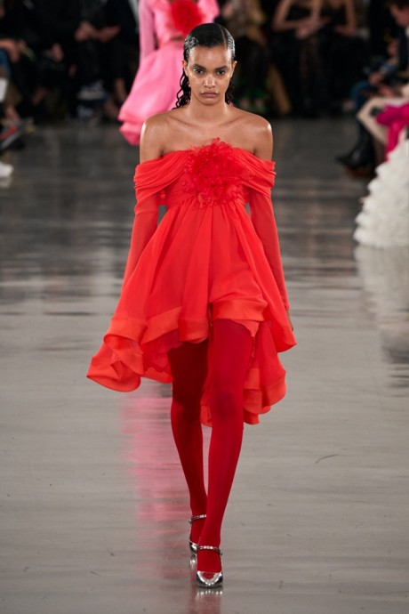 Коллекция Giambattista Valli Ready-To-Wear Осень-Зима 2022/2023 Коллекция Giambattista Valli Ready-To-Wear Осень-Зима 2022/2023