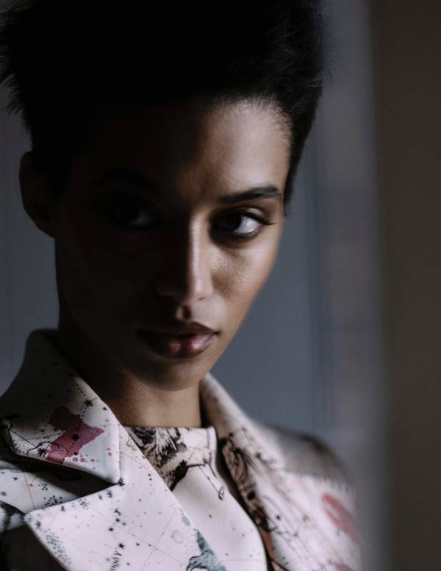 Jourdana Phillips for Harper's Bazaar Arabia by Juankr Jourdana Phillips for Harper's Bazaar Arabia by Juankr