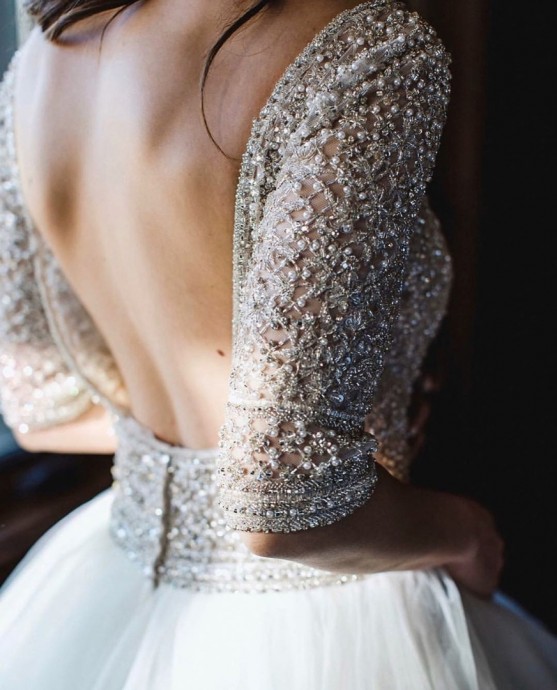 Нежные детали в каждом платье дополняют образ невесты своей ненавязчивой красотой