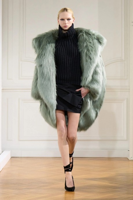 Коллекция Givenchy Fall 2024 Ready-to-Wear