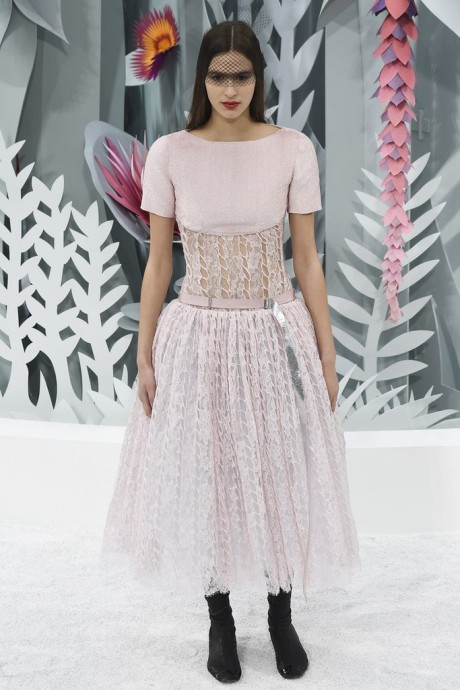 Модели коллекции Chanel Couture