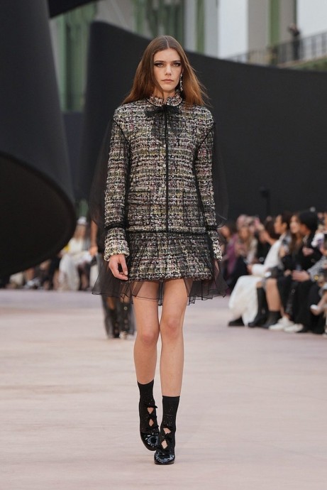 Chanel осень/зима 2025-2026