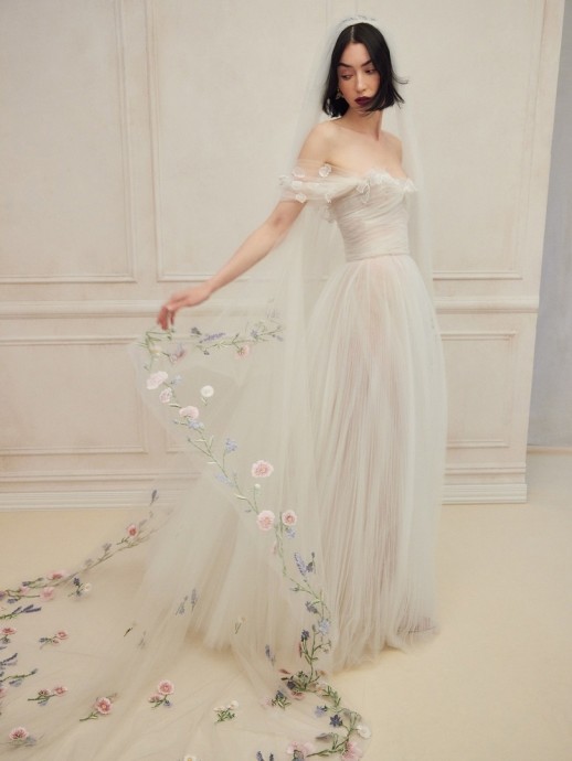 Высокая мода Oscar De La Renta Bridal Falll-Winter 2024/25 Высокая мода Oscar De La Renta Bridal Falll-Winter 2024/25