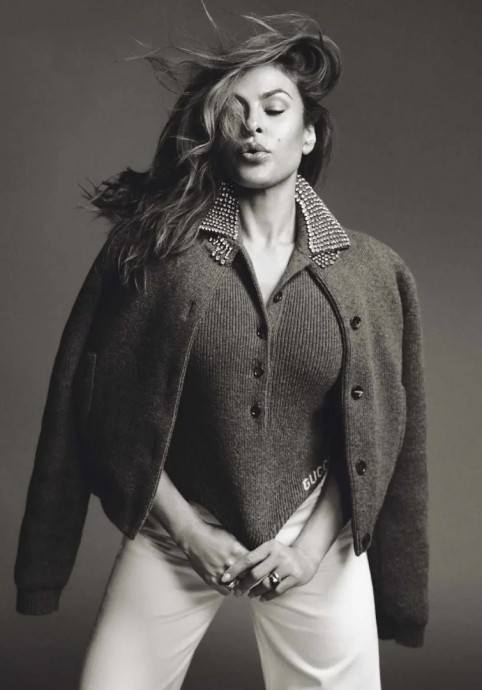 Ева Мендес (Eva Mendes) в фотосессии для The Sunday Times Style (2024)