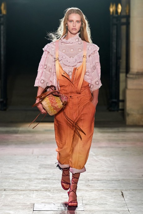 Коллекция Isabel Marant Ready-To-Wear Весна-Лето 2022 Коллекция Isabel Marant Ready-To-Wear Весна-Лето 2022