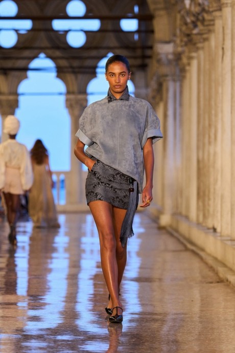 Высокая мода Max Mara Resort 2025