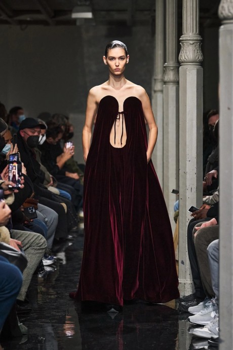 Коллекция Alaïa Ready-To-Wear Осень-Зима 2022/2023