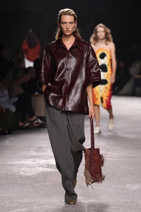 Коллекция Bottega Veneta Ready-To-Wear Весна-Лето 2025 Коллекция Bottega Veneta Ready-To-Wear Весна-Лето 2025