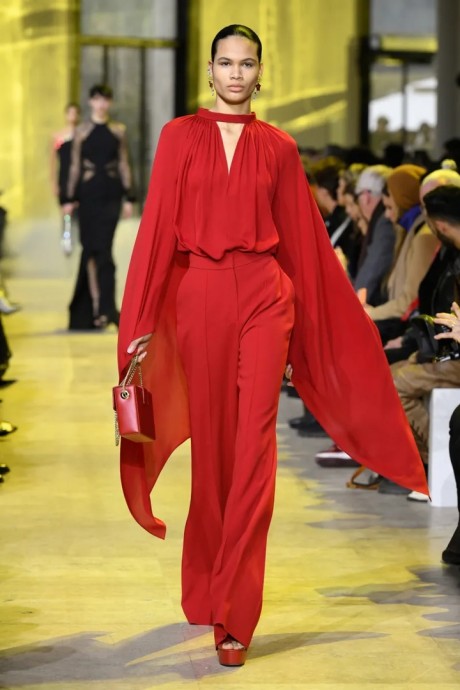 Коллекция Elie Saab Ready-To-Wear Осень-Зима 2023-2024 Коллекция Elie Saab Ready-To-Wear Осень-Зима 2023-2024