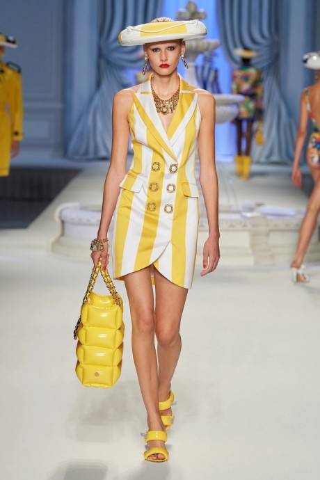 Коллекция Moschino Ready-To-Wear Весна-Лето 2023